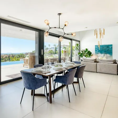 Modern Luxury In Flamingos אסטפונה